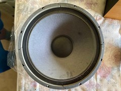 cornwall lascala – a pair – two klipsch k-33-e (eminence) 15″ woofers