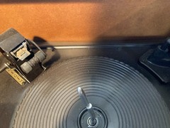 Garrard RC 88/4 Vintage Turntable Record Player POWERS ON SPINS Roll Up Case