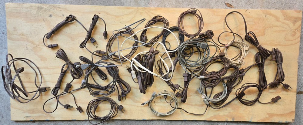Vintage TV & Radio Cheater Cords – Lot of 24+ – For Collectors & Restorers