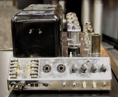 McIntosh MC240 Stereo Tube Power Amplifier Vintage 1960