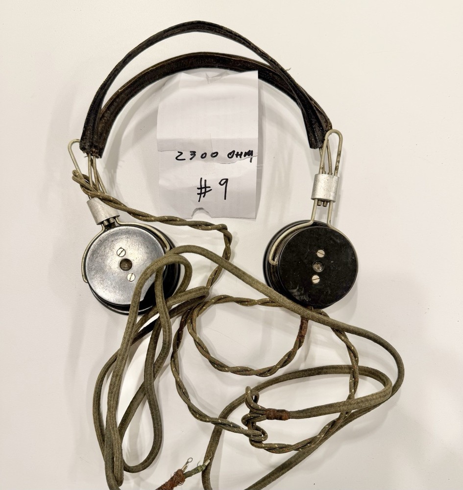 Vintage Wired On-Ear Headphones 2300 Ohm Adjustable Headband Black/Silver