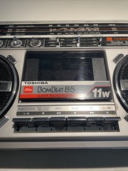 Toshiba BomBeat 85 RT-85S Vintage Boombox Japan Radio Works READ