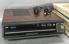 RCA CED SelectaVision Video Disc Player SGT 100 W – WORKS ; W/31 Movie Discs