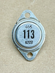 Vintage semiconductors Germanium Power Transistors 466-113 Date 1967 Lot of 5