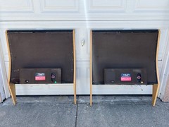 THE QUAD ELECTROSTATIC SPEAKERS