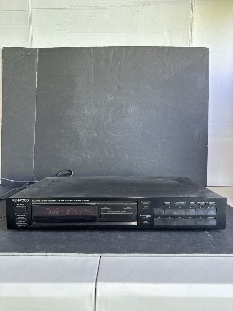 Kenwood KT-88 AM/FM Stereo Tuner Quartz Synthesizer Vintage Tested Japan