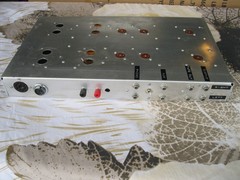 VINTAGE UNIT WITH SPRAGUE CAPACITORS AND OTHER–SEE PICTURES–AS IS-FOR PARTS