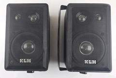 2 KLH Speakers 403A 3-Way 40 W Indoor/Outdoor Linear Dynamics With Wall Brackets