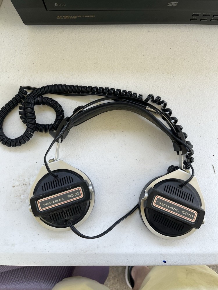 Realistic Pro 60 Headphones