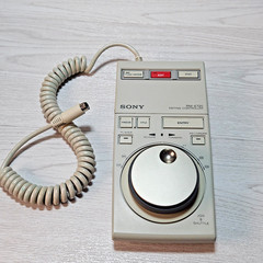 Vintage Sony EVO-720 Video8 Video Cassette Recorder Open Box