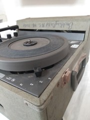 Vintage Audiotronics 300A Classroom Suitcase record player 1969 ~ Tested