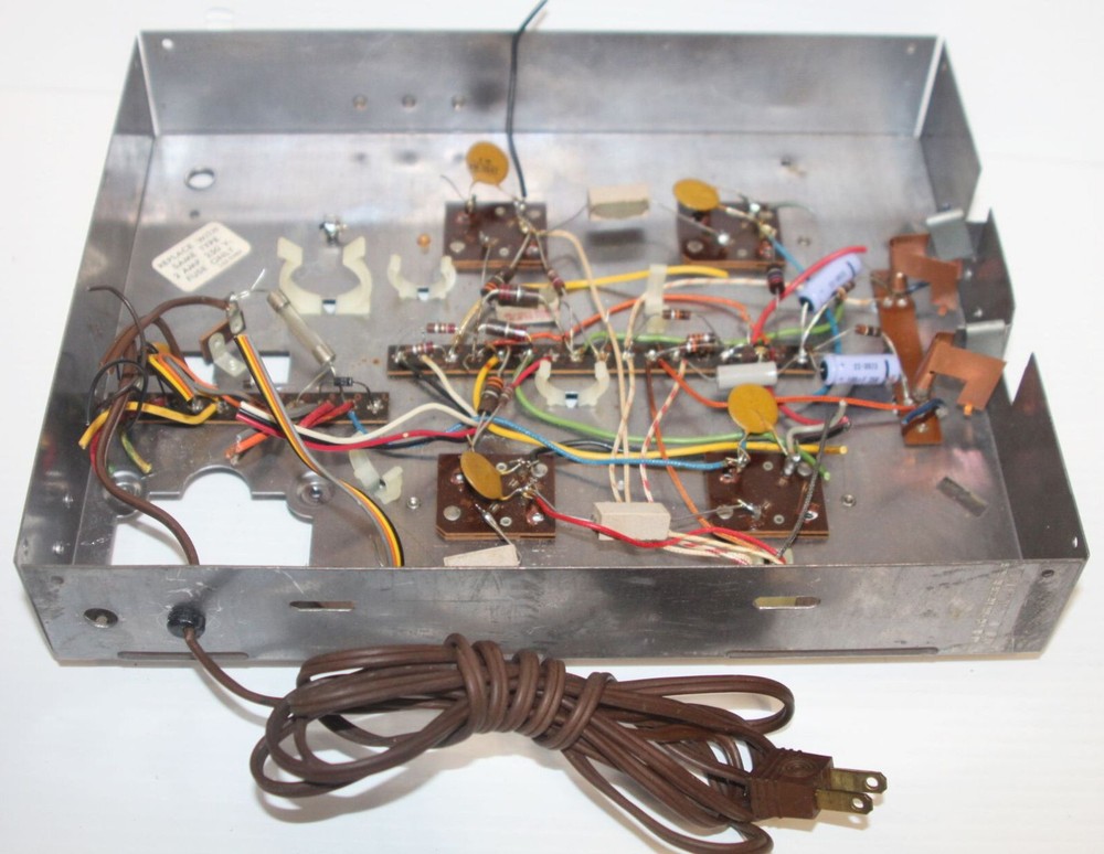 Vintage Main Amp Housing Case – Zenith Z565W Turntable Record Player Stereo Part