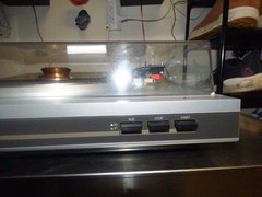 Mitsubishi DP 12 fully automatic belt drive turntable new belt , record weight