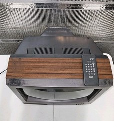 1992 RCA XL100 20” CRT TV Wood Grain W/ Rare Remote Control Retro Gaming