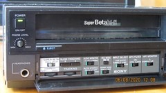 Sony Super BetaMax SL-HF450 VCR + Manual and Remote and Sony Box