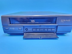 Vintage Craig Video Cassette Recorder VCR Excellent Condition W/Universal remote
