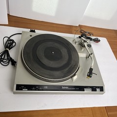 Technics SL-220 Automatic Turntable Frequency Generator Servo NO LID & UNTESTED