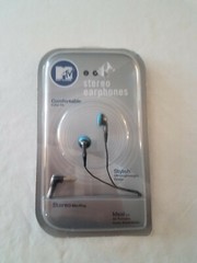 MTV Music Television Stereo Earphones – Brand New Sealed – in ear fit NIP
