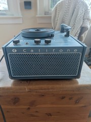 Vintage Califone Turntable 1420k Portable record player 4 speed phonograph Case