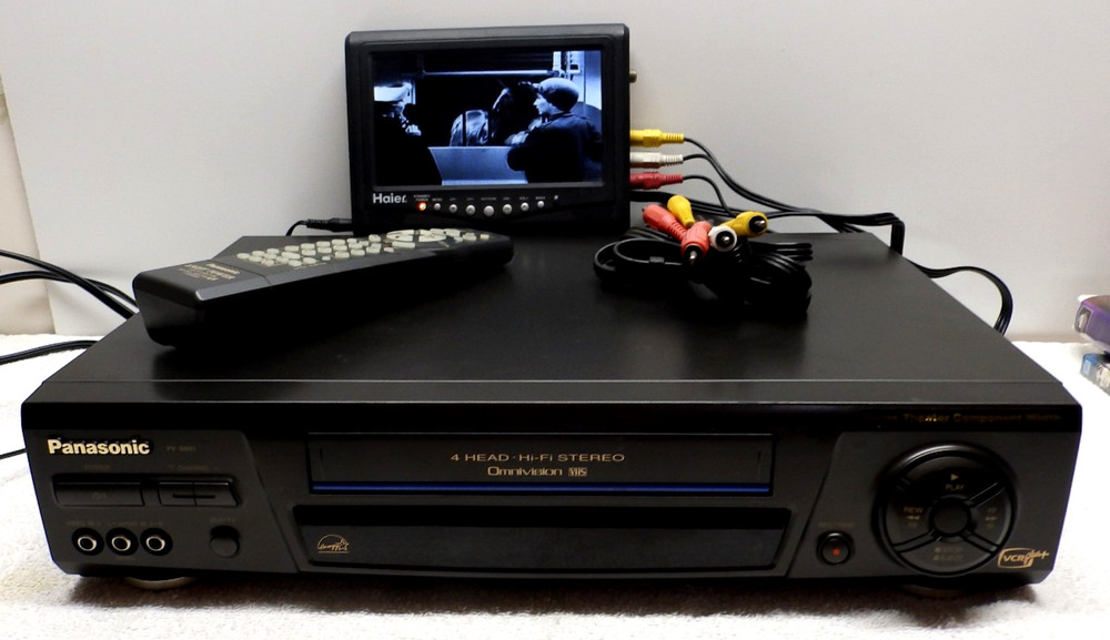 Panasonic PV-8661 4-Head Hi-Fi Stereo VCR Video Cassette Player & Recorder