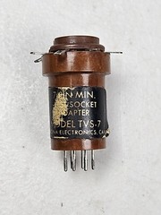 Vintage Pomona 7 Pin Miniature Tube Test Socket Adapter TVS-7