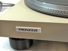 Vintage Pioneer PL-518 Direct Drive Turntable Near Mint Original Box and Packing