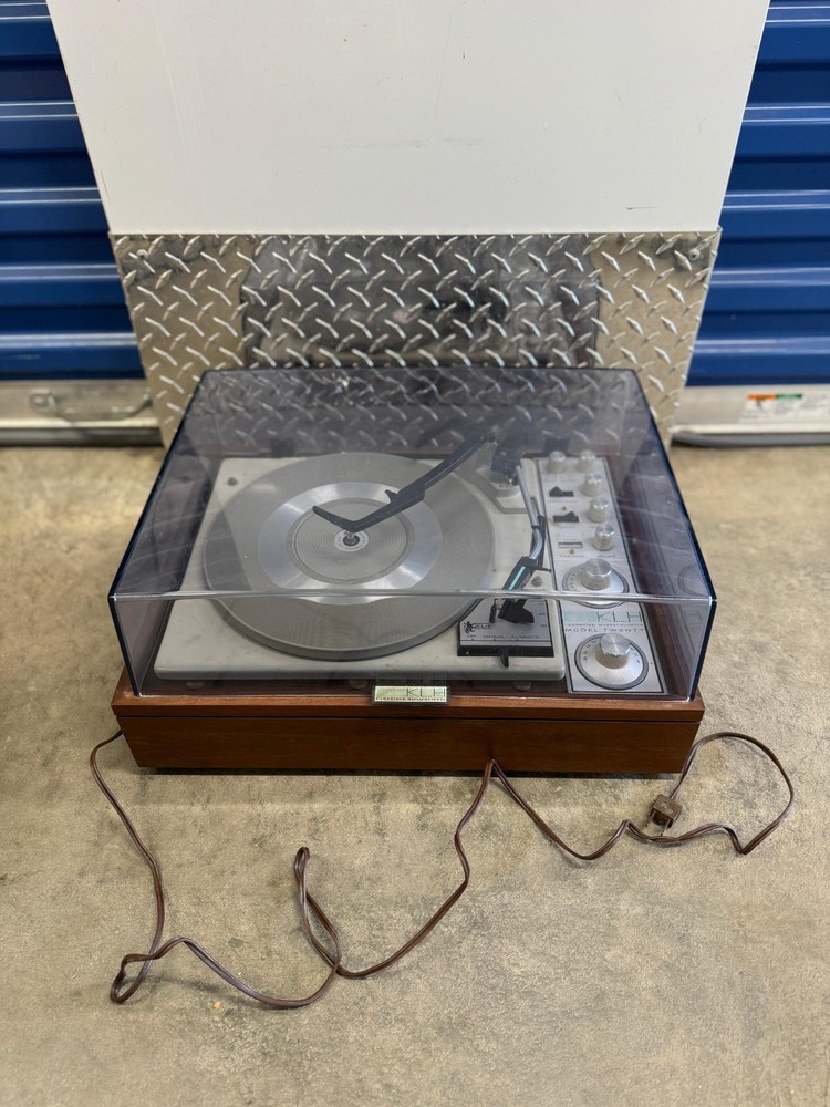 Vintage KLH Model Twenty Stereophonic Music System Turntable & Amplifier