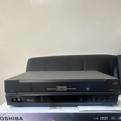 Toshiba W-522 VHS Video Cassette Recorder VCR 4-Head Hi-Fi VHS Media *NO REMOTE*