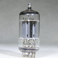 Telefunken ECC83/12AX7 Long Smooth Plate Diamond Mark on Bottom Strong Germany