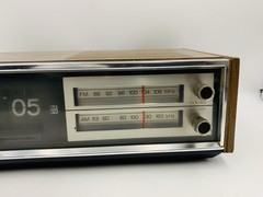 Vintage Panasonic RC-6530 Flip Clock Alarm Radio AM/FM Woodgrain Works read