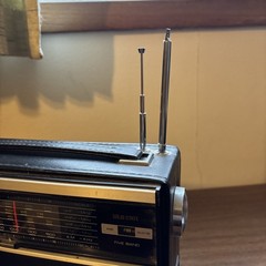 AUDIOVOX VINTAGE 5 BAND RADIO K-50