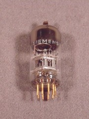1 EC8010 8556 SEIMENS Gold Pin Germany HiFi Amp Vintage Vacuum Tube NOS Strong