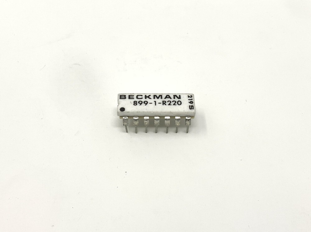Beckman 219S 899-1-R220 14 Pin IC Resistor Network