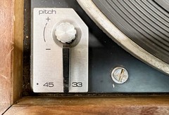 Dual 1249 Belt Drive Turntable United Audio Parts/Repair See Video