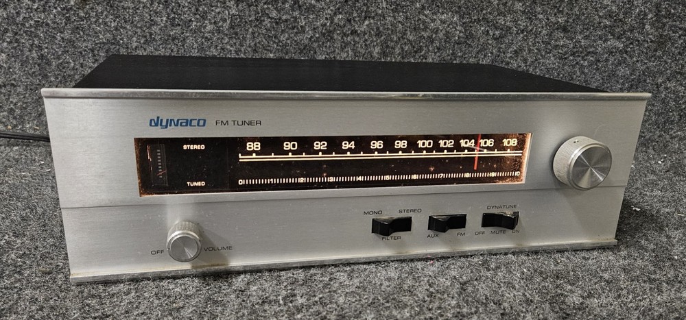 DYNACO Model FM-5 FM MPX Tuner Receiver