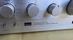De 1981 Sansui Classique A-700 Integrated DC Servo Amplifier Vintage Silver