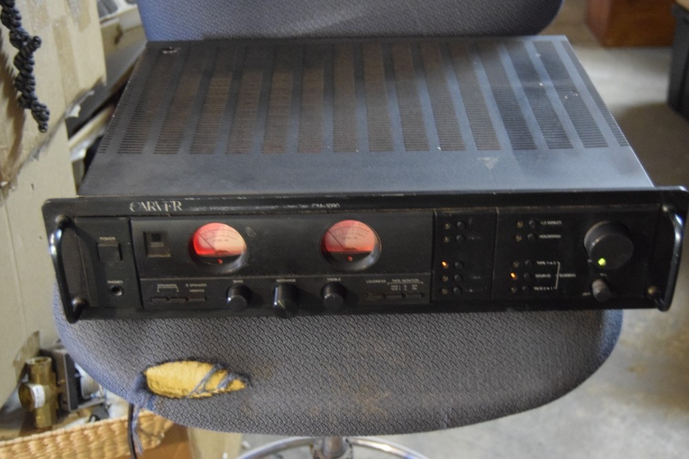 Carver CM-1090 Integrated Stereo Amplifier **Tested w/ LED Red Light Upgrade**