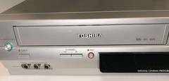 Toshiba SD-V394SU DVD/VHS Combo Deck No Remote. Nice W/ Minor Wear!