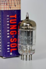 5751 (Sub for 12AX7) NOS LEGENDARY TUNG-SOL U.S.A. LONG-PLATE TUBE D-GETTER 1964