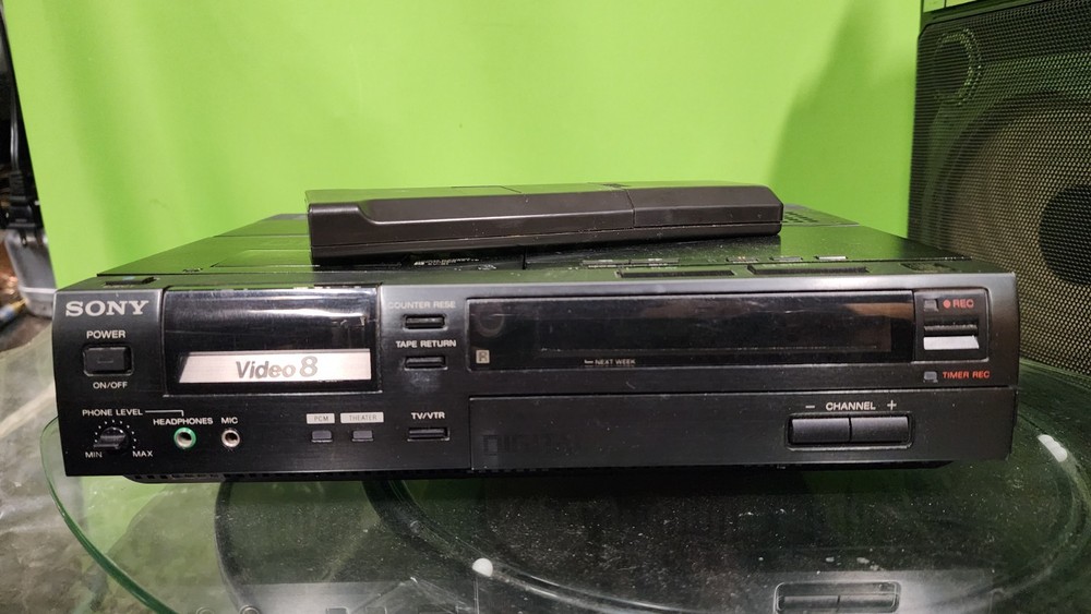 Sony EV-S1 Digital Audio Video Cassette Recorder TESTED Video 8 VCR 8mm /Remote