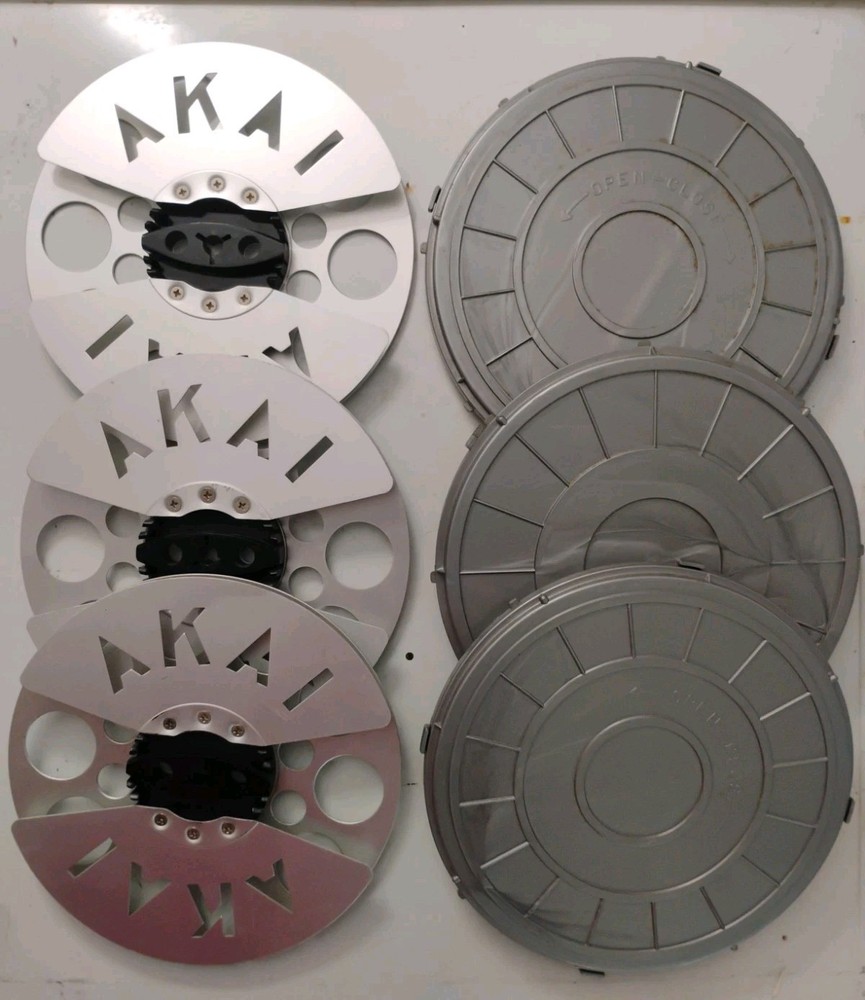 Lot of 3 Vintage Akai Die-Cut Metal Reel To Reel Tape Take-Up 7″ 1/4″ With Cases