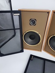 Vintage (1) Pair of Pioneer CS-G103 50W 6 Ohm Speakers – Laminated Wood – TESTED
