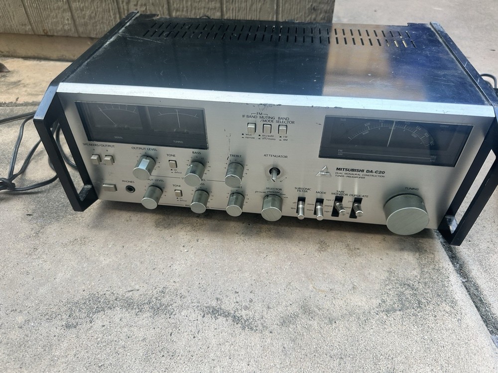 Mitsubishi Vintage DA-R10/DA-R20 Stereo Receiver Front Panel with LED Lamps