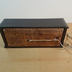 Vintage 1960s RCA Japan 16″ Solid State Wood AM FM Tabletop Radio Pecan WORKS