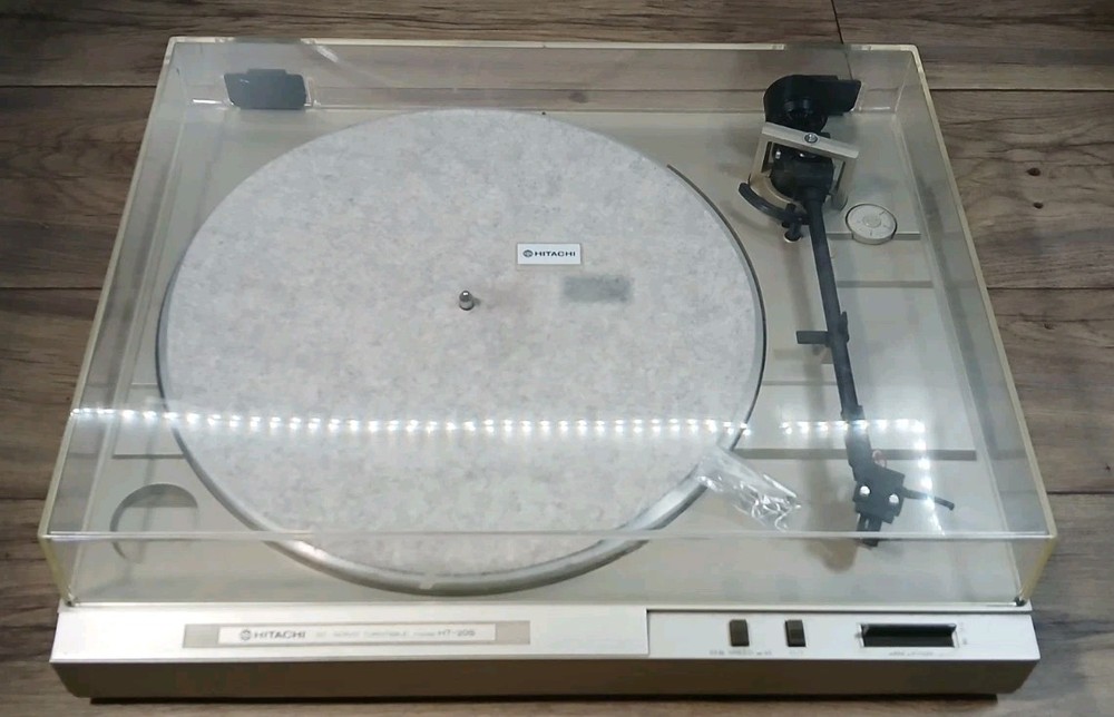 Hitachi HT-20S Turntable – Belt-Drive Low-Mass Pick-up Arm – Near Mint Cond VTG
