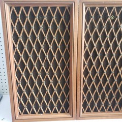 Vintage Pioneer CS-66 Speakers Wood Cabinets Lattice Grills 10” 3-Way 8 Ohms 40W