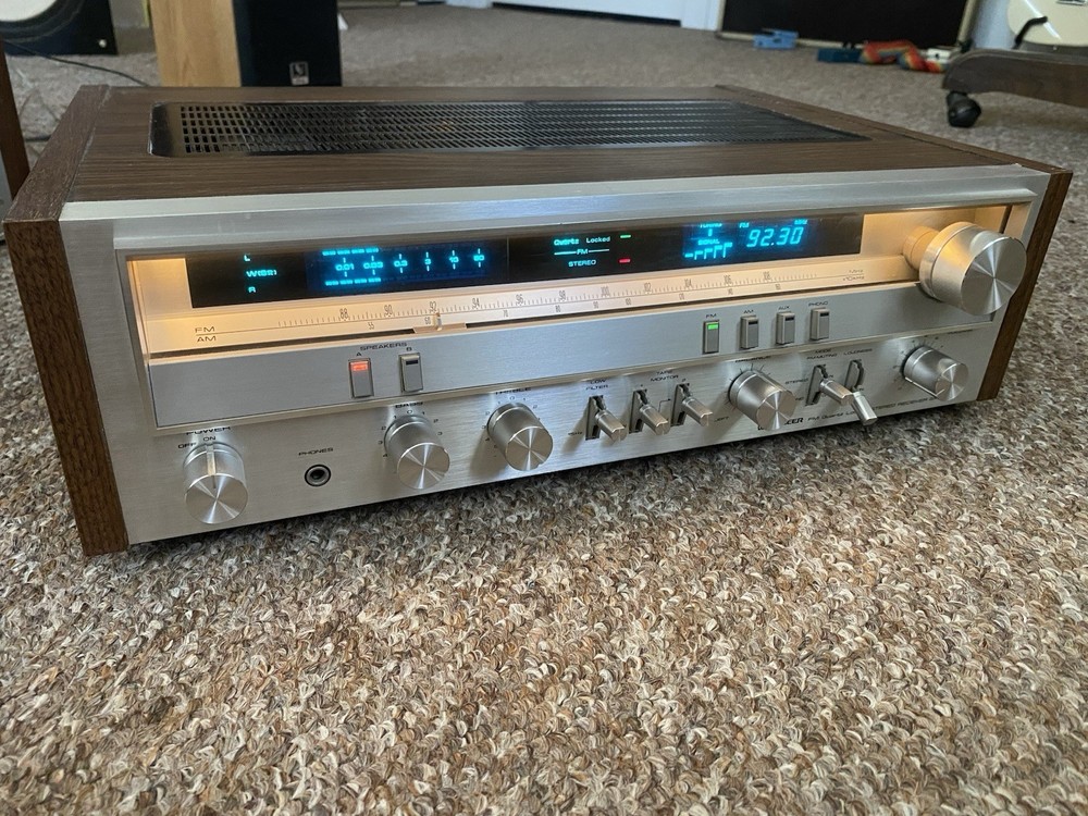 Pioneer SX-3700 Receiver 45 Watts Outstanding Condition Works Perfect