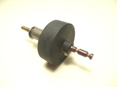 SANSUI G-3000 RECEIVER PARTS – tuning shaft/flywheel