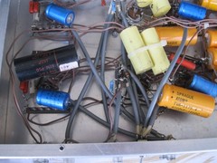 VINTAGE UNIT WITH SPRAGUE CAPACITORS AND OTHER–SEE PICTURES–AS IS-FOR PARTS