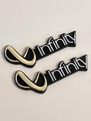 Infinity SM-122 Speaker Badges Original Used See Photos